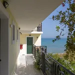Sea View *