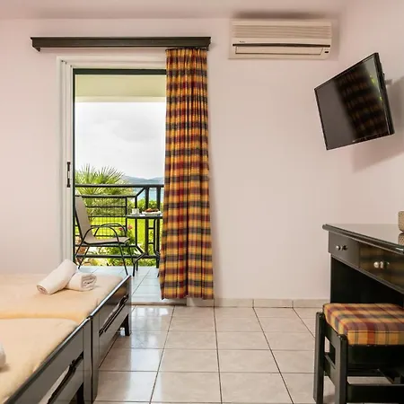 Sea View Hotel *